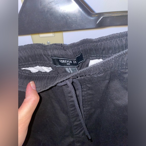 FOREVER 21 men black pants - Picture 3 of 3